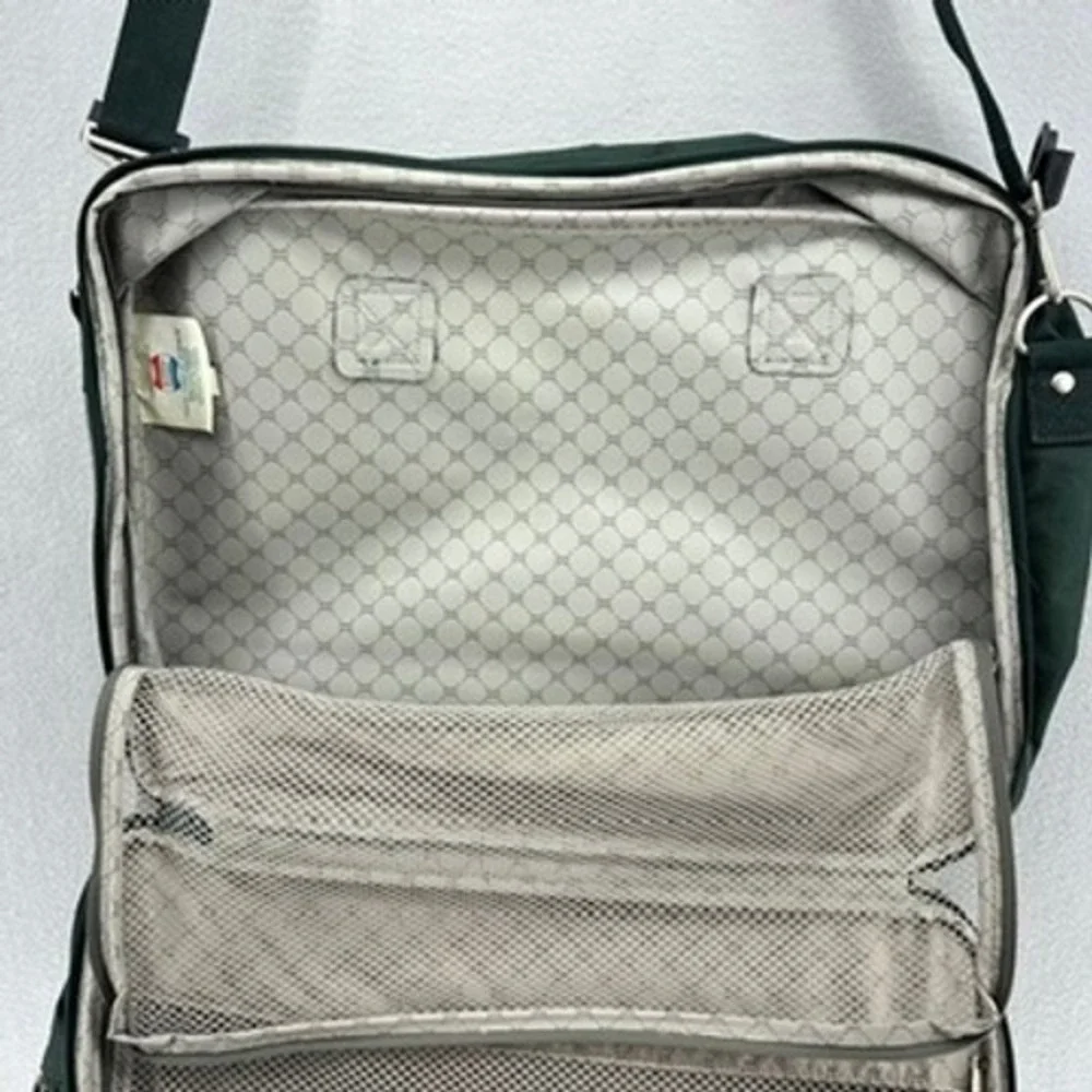 VTG American Tourister Green Canvas Bag Travel Carry On Luggage‎ DEADSTOCK